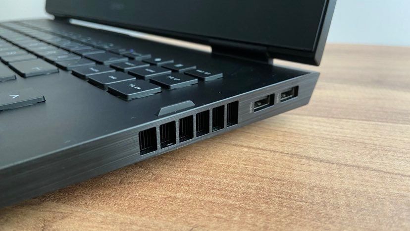 HP Omen 17 review 4 HP OMEN 17 inputs